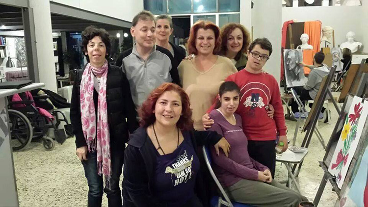 EN.E.O.N A.M.E.A ΓΛYΦAΔAΣ