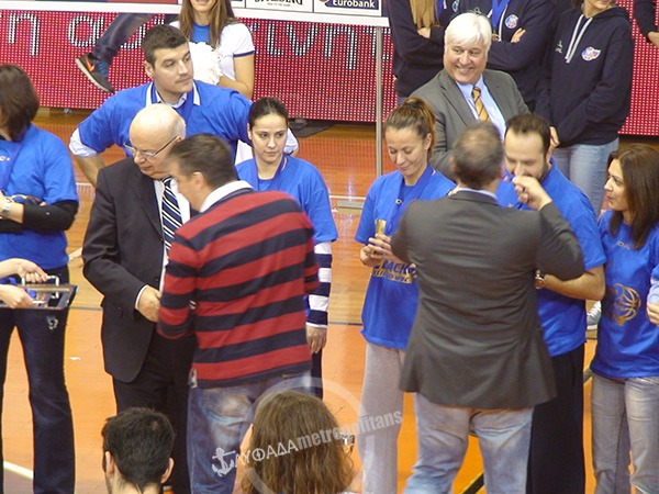 ΠΑΠΑΝΙΚΟΛΑΟΥ