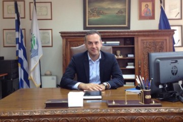 ΔΗΜΑΡΧΟΣ ΓΛΥΦΑΔΑΣ