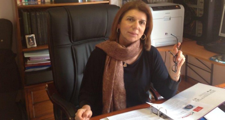 ΕΛΕΝΗ ΧΑΛΑΡΗ