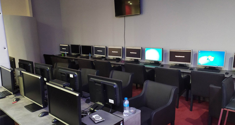 παράνομα τυχερά παιχνίδα