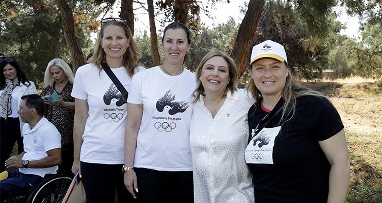 Ντόρα Πάλλη