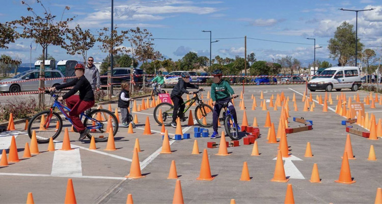 ΗΜΕΡΑ ΠΟΔΗΛΑΤΟΥ